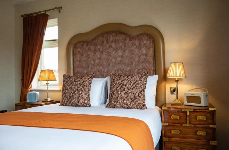 Hotel The Bear Bath Zewnętrze zdjęcie